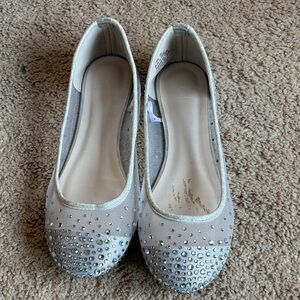 Elegant Silver Rhinestone Flats